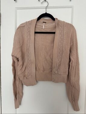 Free People Cropped Cable Knit Cardigan in Blush Beige